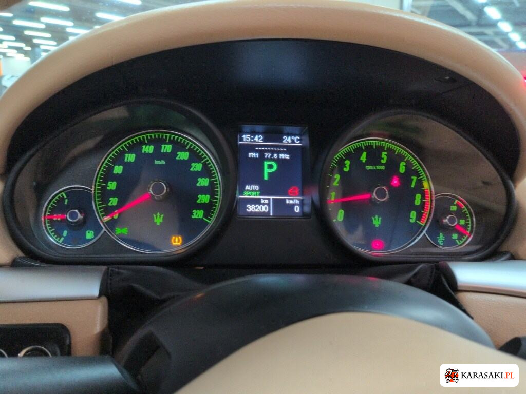 Maserati Granturismo 2008 z aukcji japońskiej