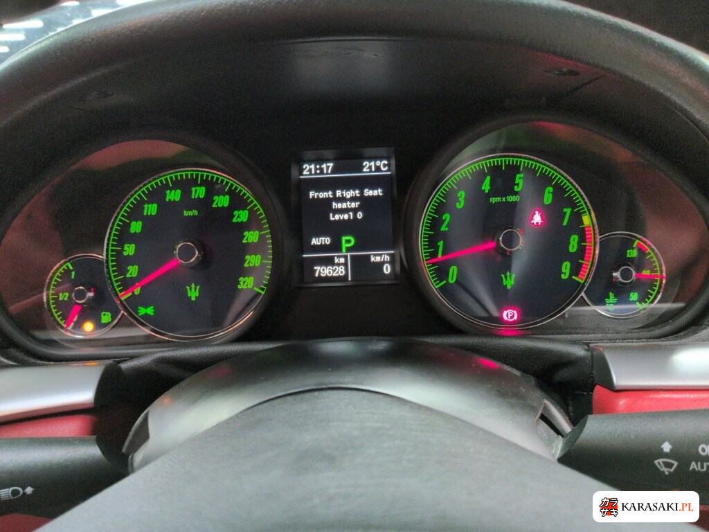 Maserati Granturismo 2012 z aukcji japońskiej