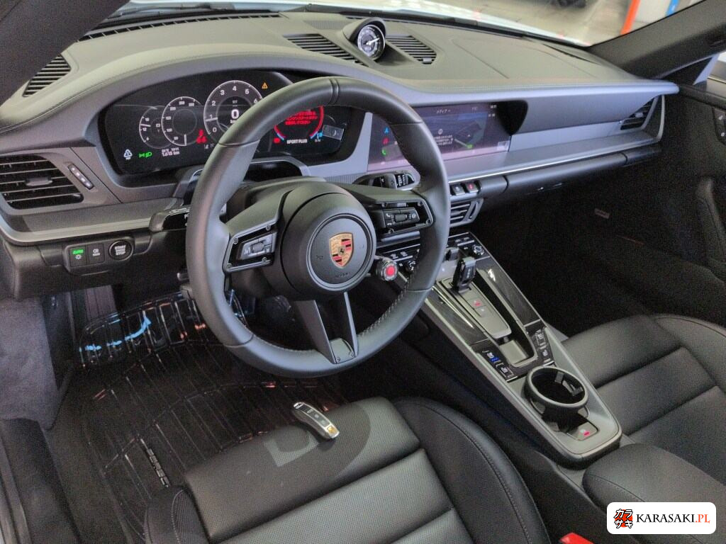 Porsche 911 2026 z aukcji japońskiej