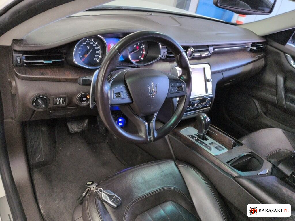 Maserati Quattroporte 2014 z aukcji japońskiej