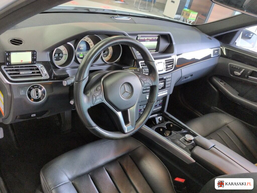 Mercedes-Benz E-Class 2014 z aukcji japońskiej