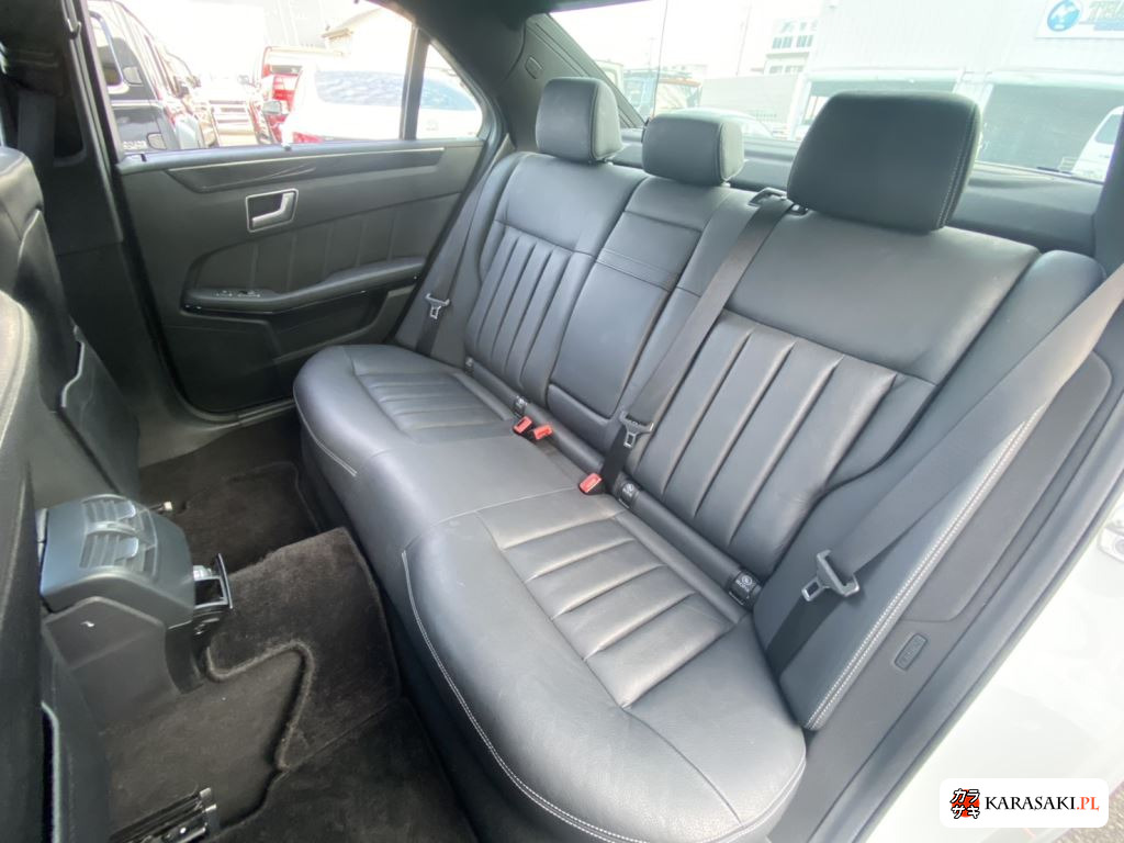 Mercedes-Benz E-Class 2013 z aukcji japońskiej