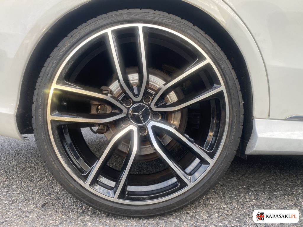 Mercedes-Benz E-Class 2013 z aukcji japońskiej