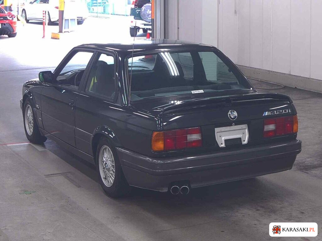 BMW 3 Series 1990 z aukcji japońskiej