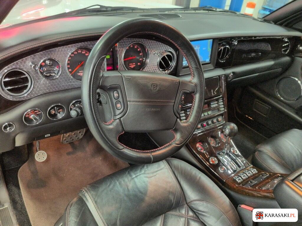 Bentley Arnage 2003 z aukcji japońskiej