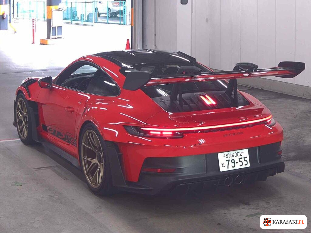 Porsche 911 2023 z aukcji japońskiej