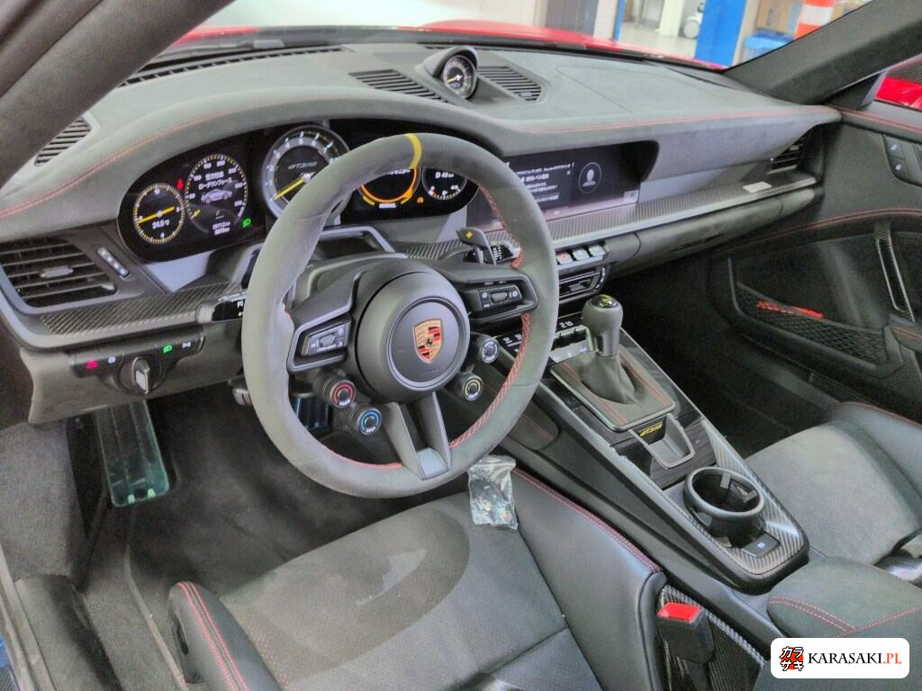 Porsche 911 2023 z aukcji japońskiej