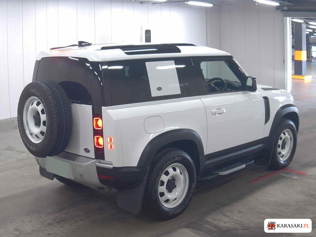 Land Rover Defender 2021 z aukcji japońskiej