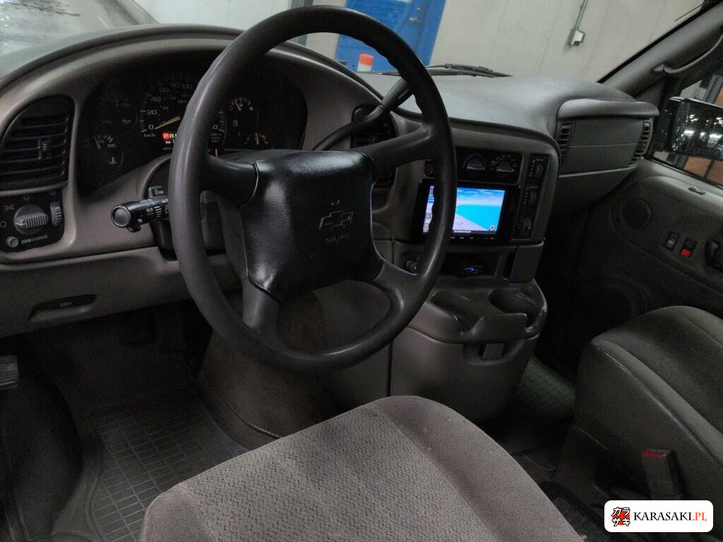 Chevrolet Astro 2005 z aukcji japońskiej