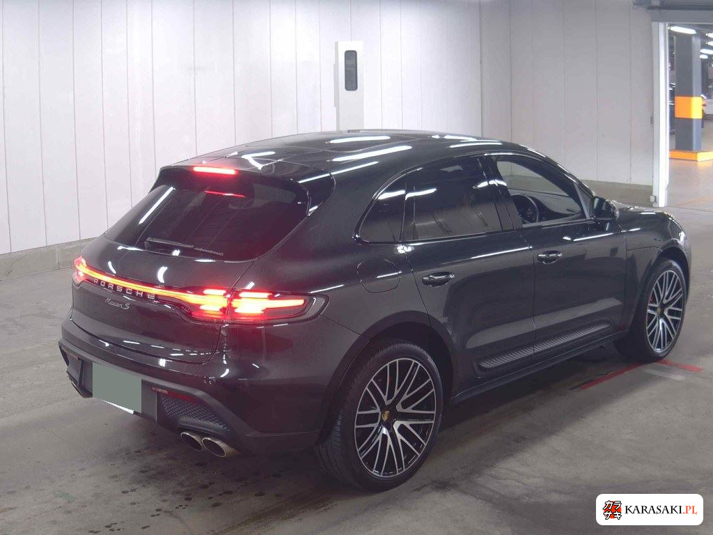 Porsche Macan 2023 z aukcji japońskiej