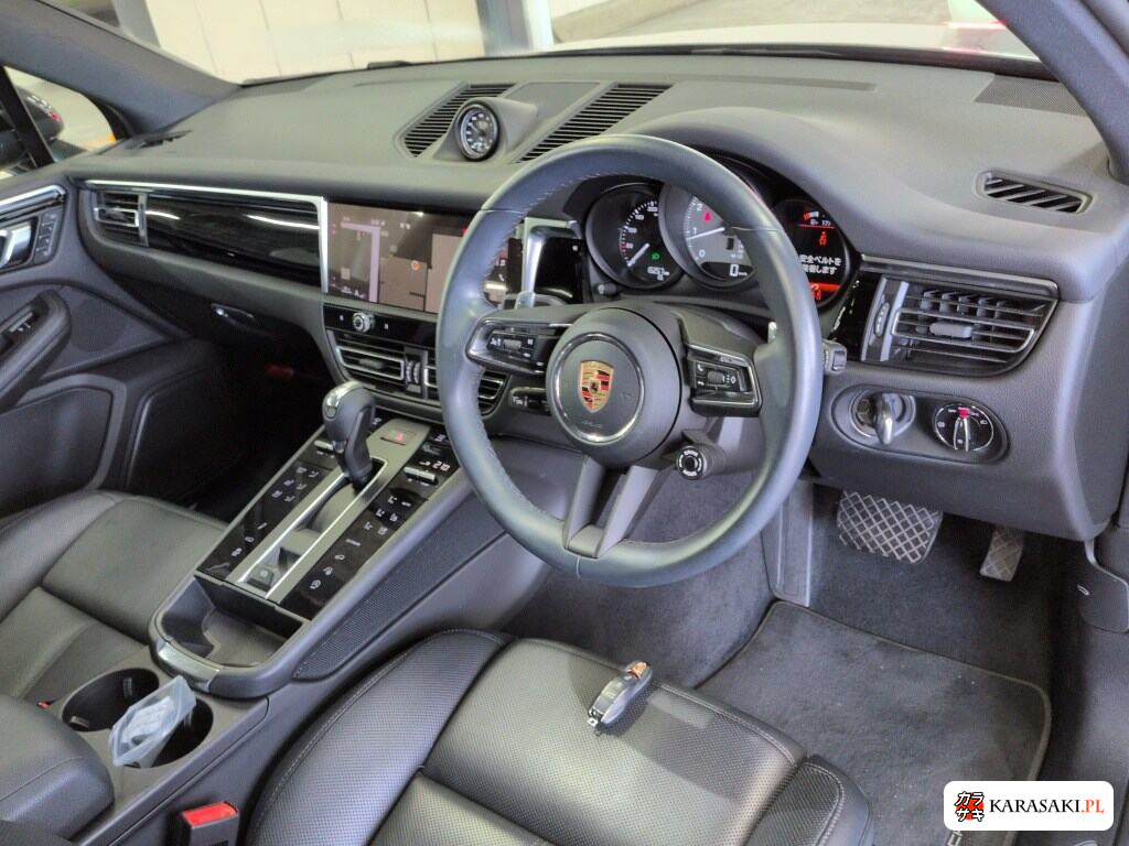Porsche Macan 2023 z aukcji japońskiej