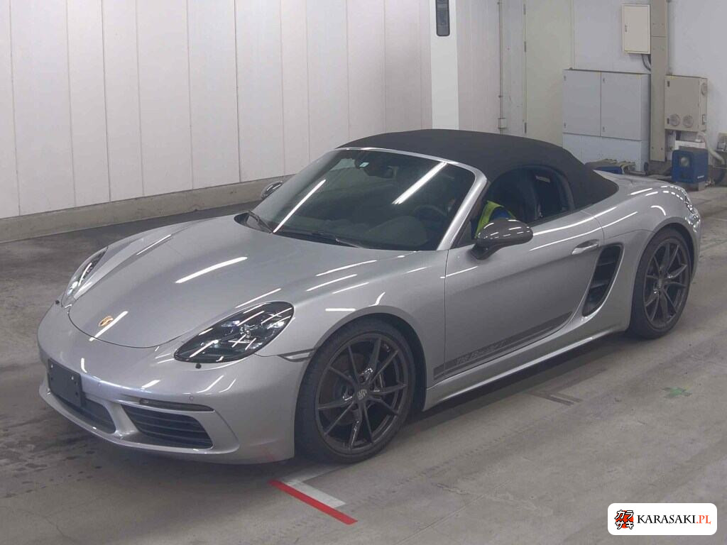 Porsche 718 Boxster 2023 z aukcji japońskiej