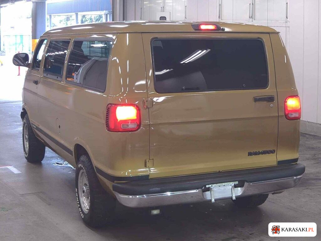 Dodge Ram 2005 z aukcji japońskiej