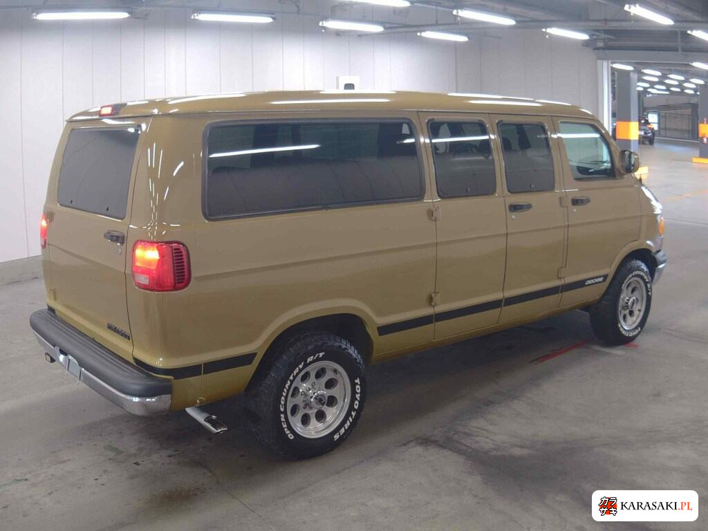Dodge Ram 2005 z aukcji japońskiej