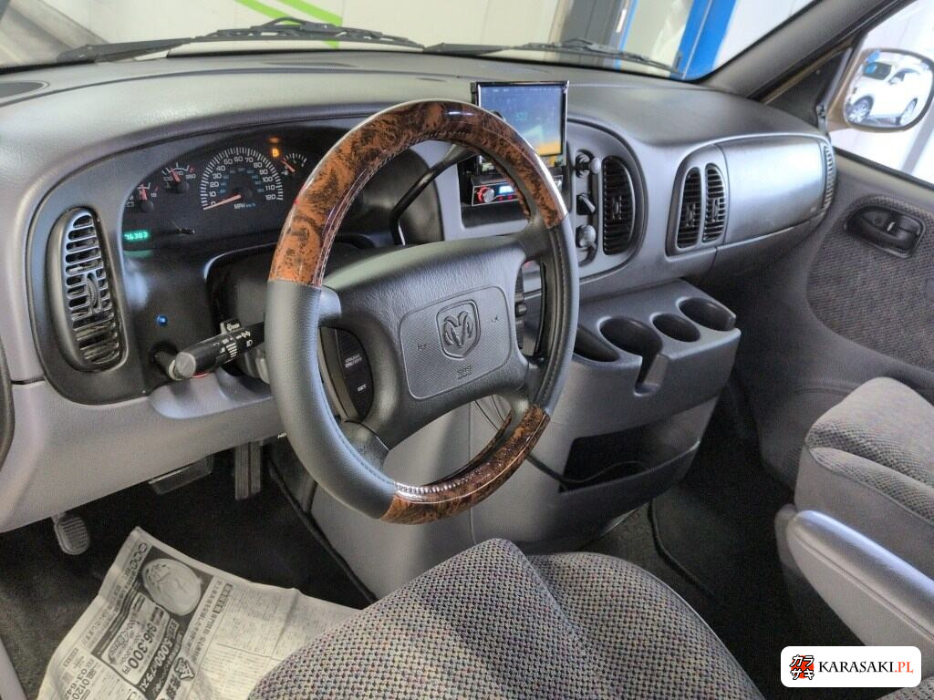 Dodge Ram 2005 z aukcji japońskiej