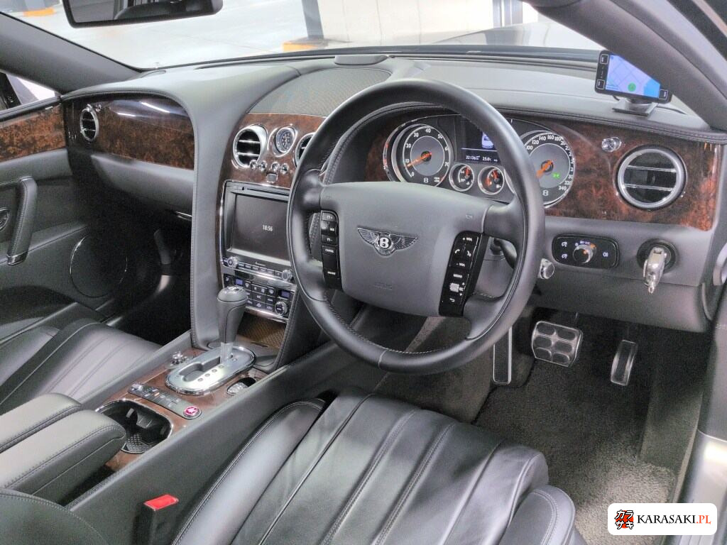 Bentley Flying Spur 2013 z aukcji japońskiej