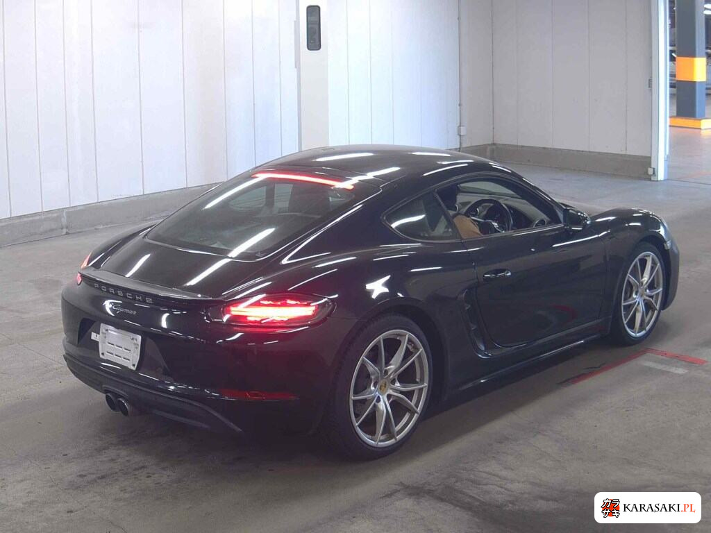 Porsche 718 Cayman 2017 from a Japanese auction