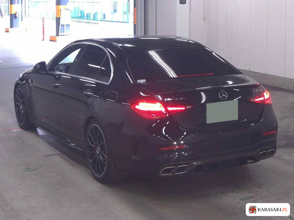 Mercedes-AMG C-Class 2024 z aukcji japońskiej