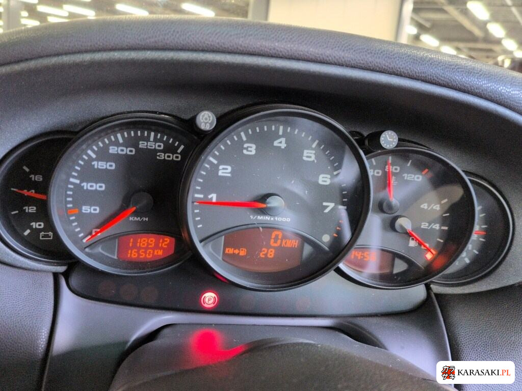 Porsche 911 1998 z aukcji japońskiej