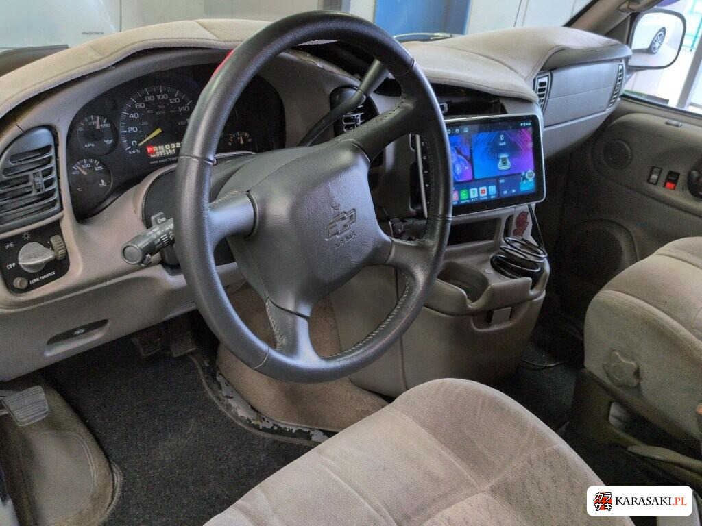 Chevrolet Astro 1998 з японського аукціону