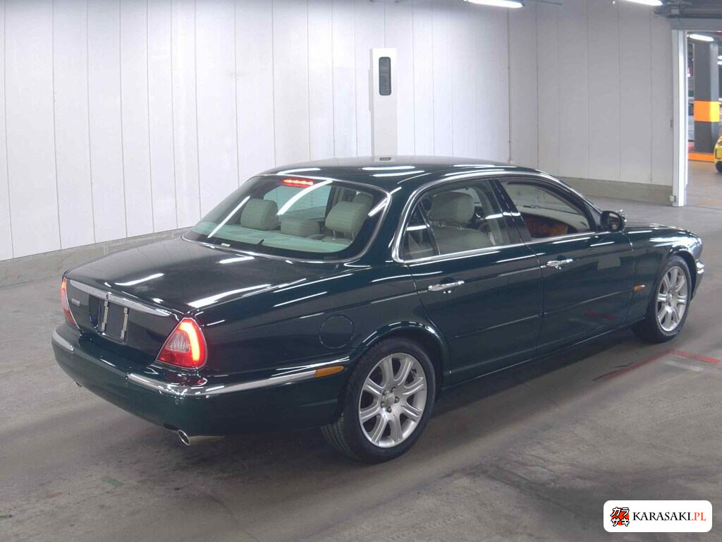 Jaguar XJ 2003 z aukcji japońskiej