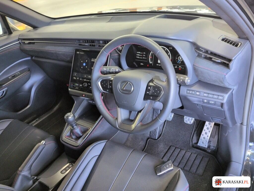 Lexus LBX 2025 z aukcji japońskiej