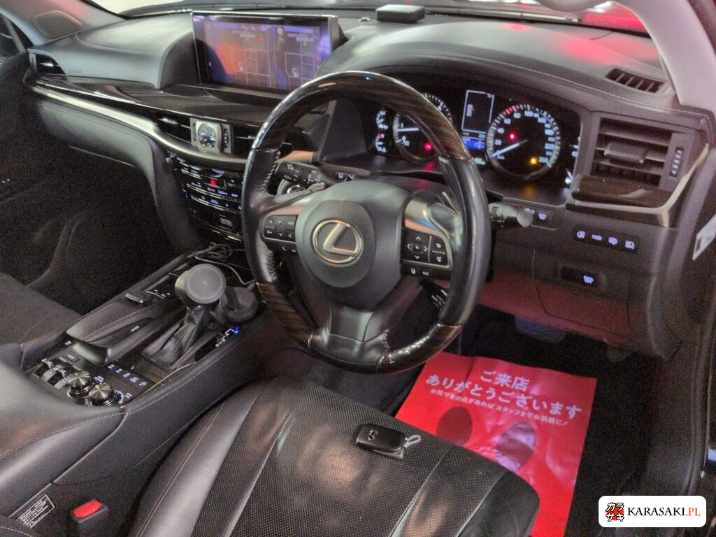 Lexus LX 2017 z aukcji japońskiej
