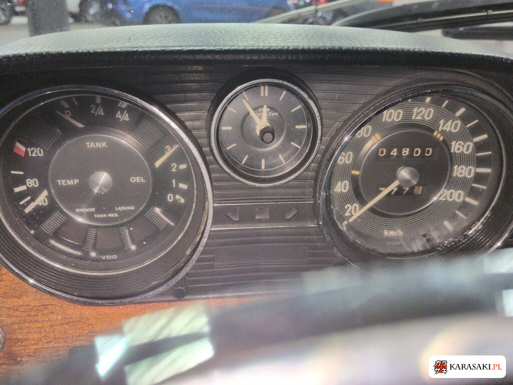Mercedes-Benz 114022 1970 z aukcji japońskiej