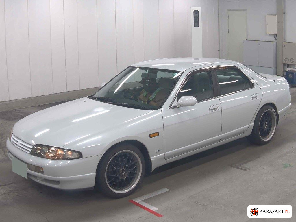 Nissan Skyline 1996 z aukcji japońskiej