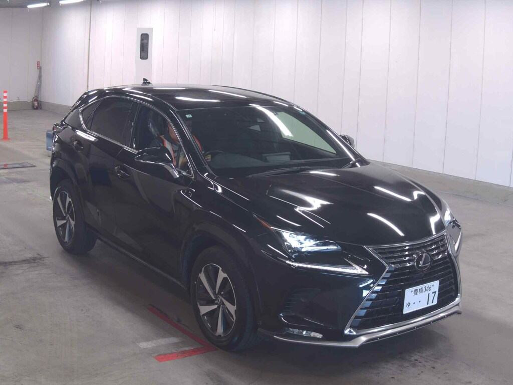 Lexus NX 2021 z aukcji japońskiej