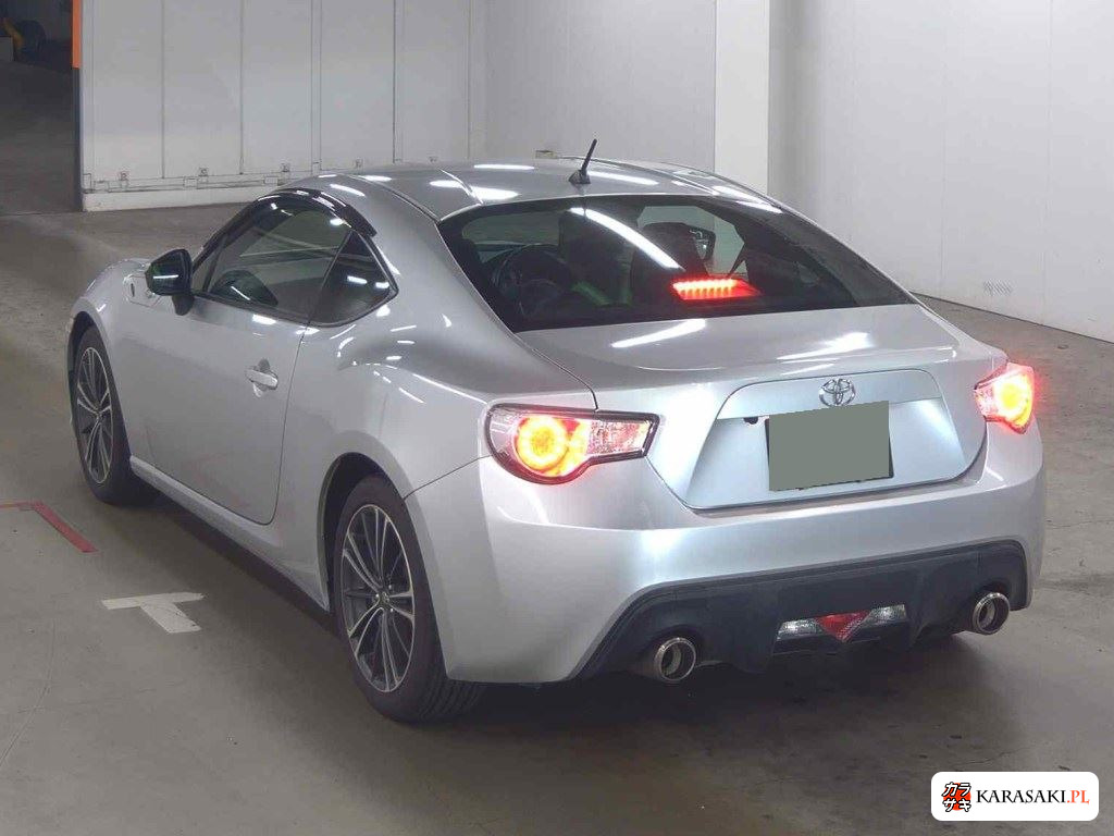 Toyota 86 2014 z aukcji japońskiej