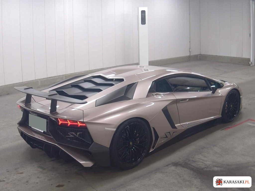 Lamborghini Aventador 2017 z aukcji japońskiej