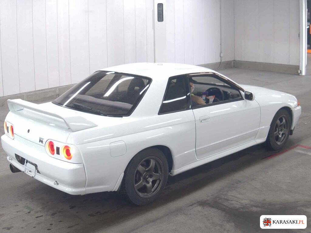 Nissan Skyline 1994 z aukcji japońskiej