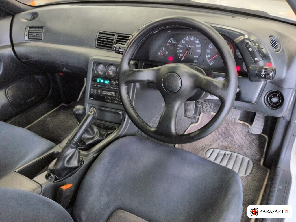 Nissan Skyline 1994 z aukcji japońskiej