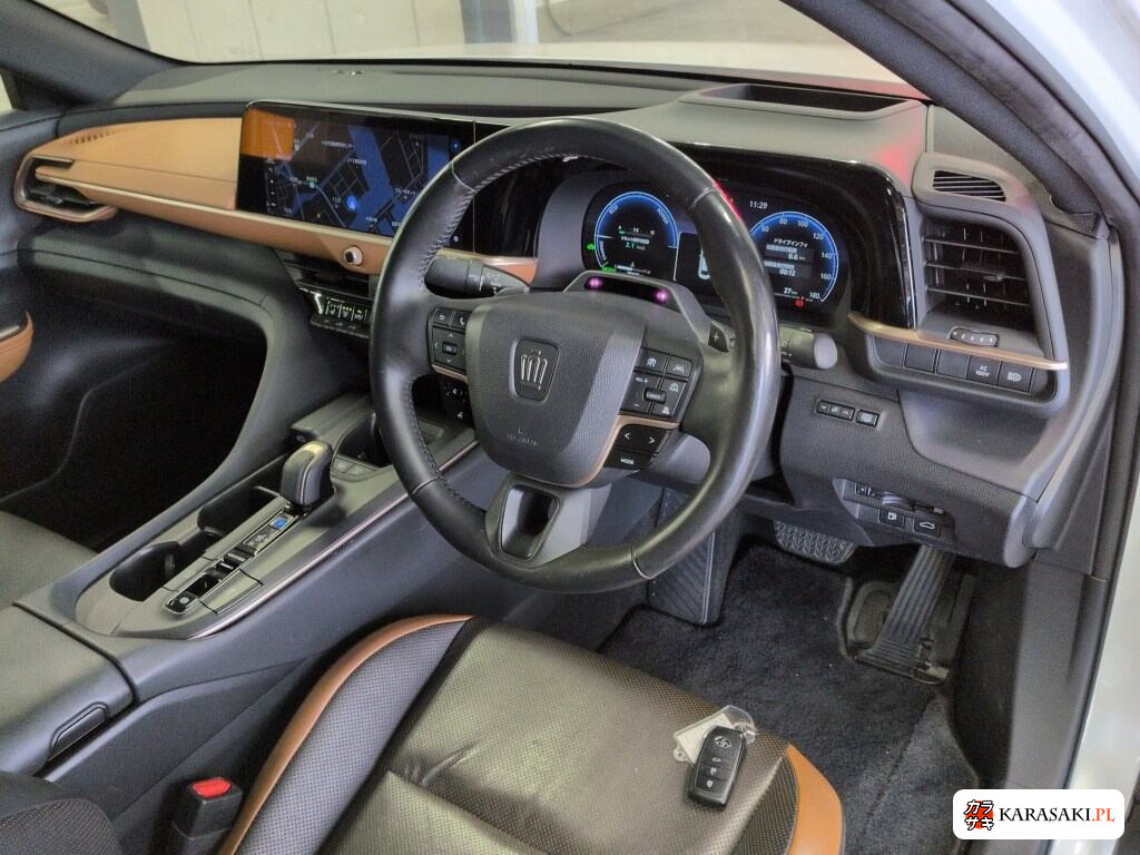 Toyota Crown Crossover 2023 z aukcji japońskiej