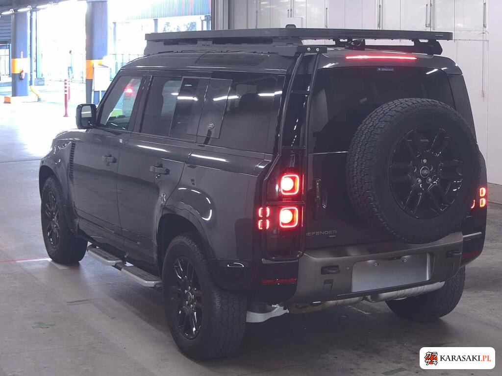 Land Rover Defender 2021 z aukcji japońskiej
