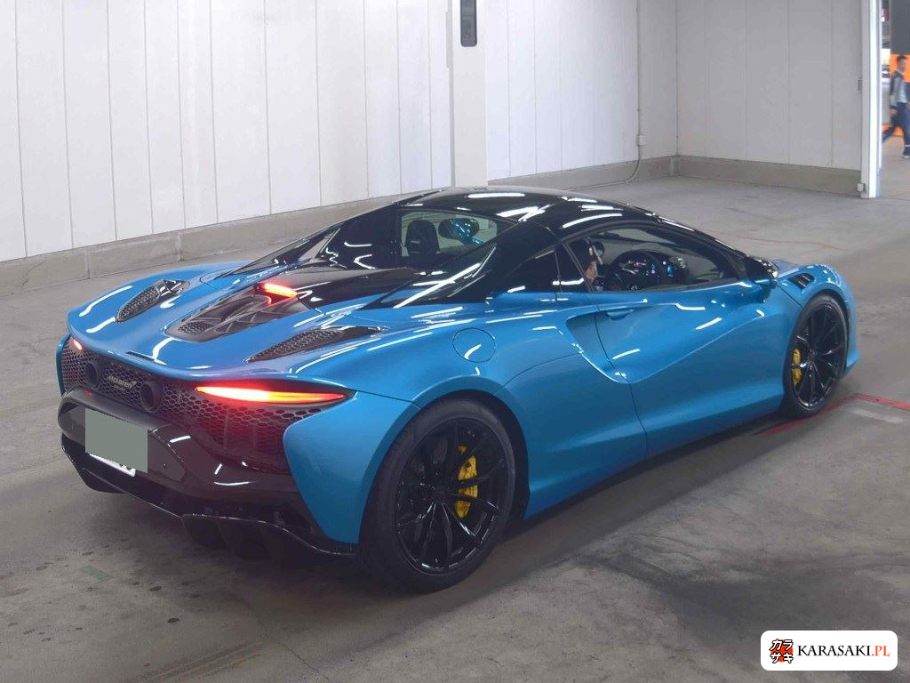 McLaren MA6 2024 з японського аукціону