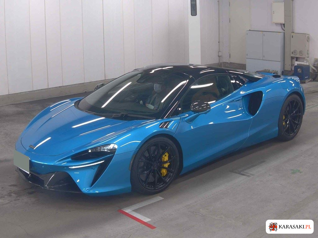 McLaren MA6 2024 з японського аукціону