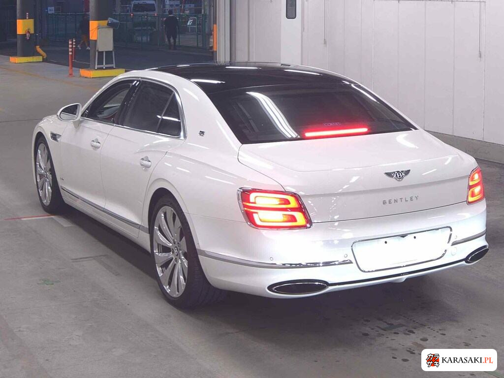 Bentley Flying Spur 2020 z aukcji japońskiej
