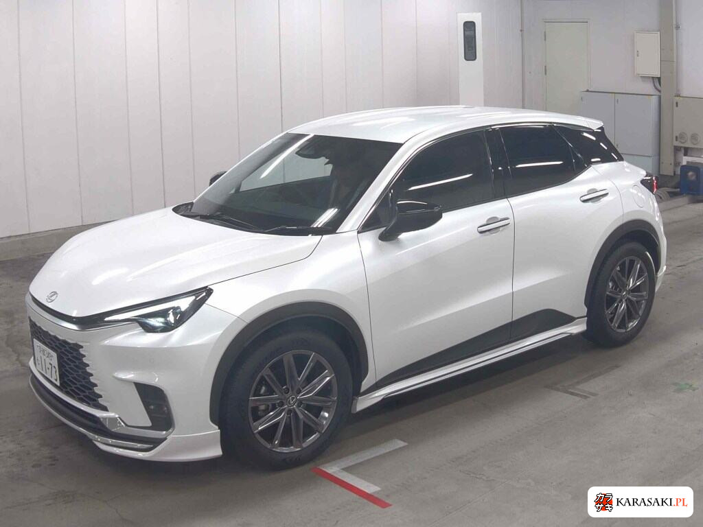 Lexus LBX 2025 z aukcji japońskiej