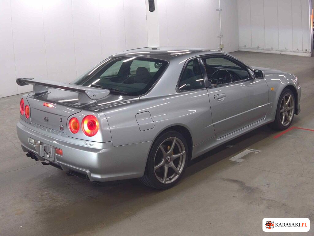 Nissan Skyline 1999 z aukcji japońskiej