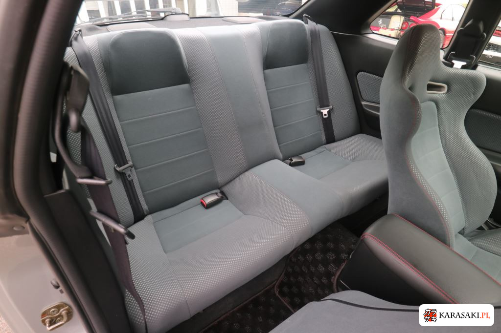 Nissan Skyline 1999 z aukcji japońskiej