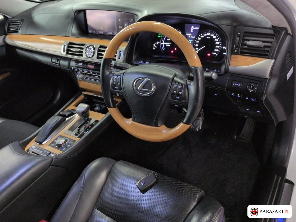 Lexus LS 2012 z aukcji japońskiej