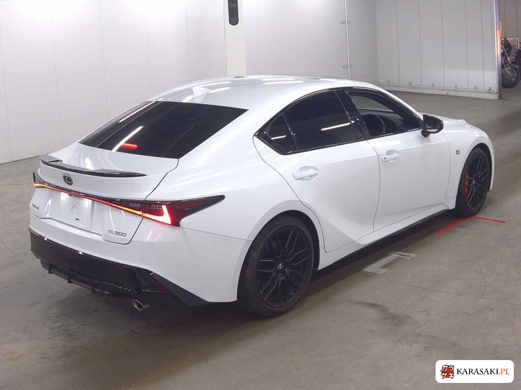 Lexus Is 2022 z aukcji japońskiej