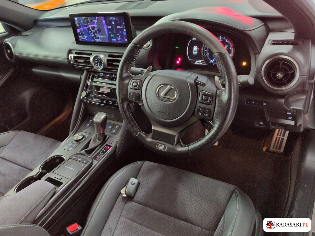 Lexus Is 2022 z aukcji japońskiej