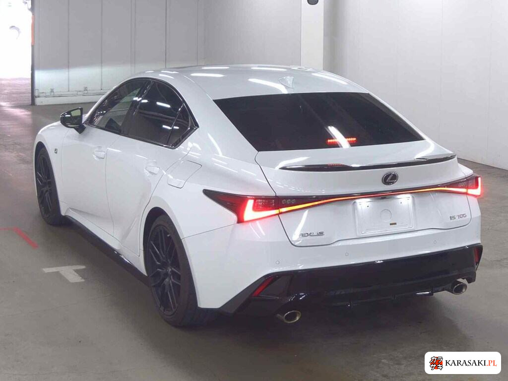 Lexus Is 2022 z aukcji japońskiej
