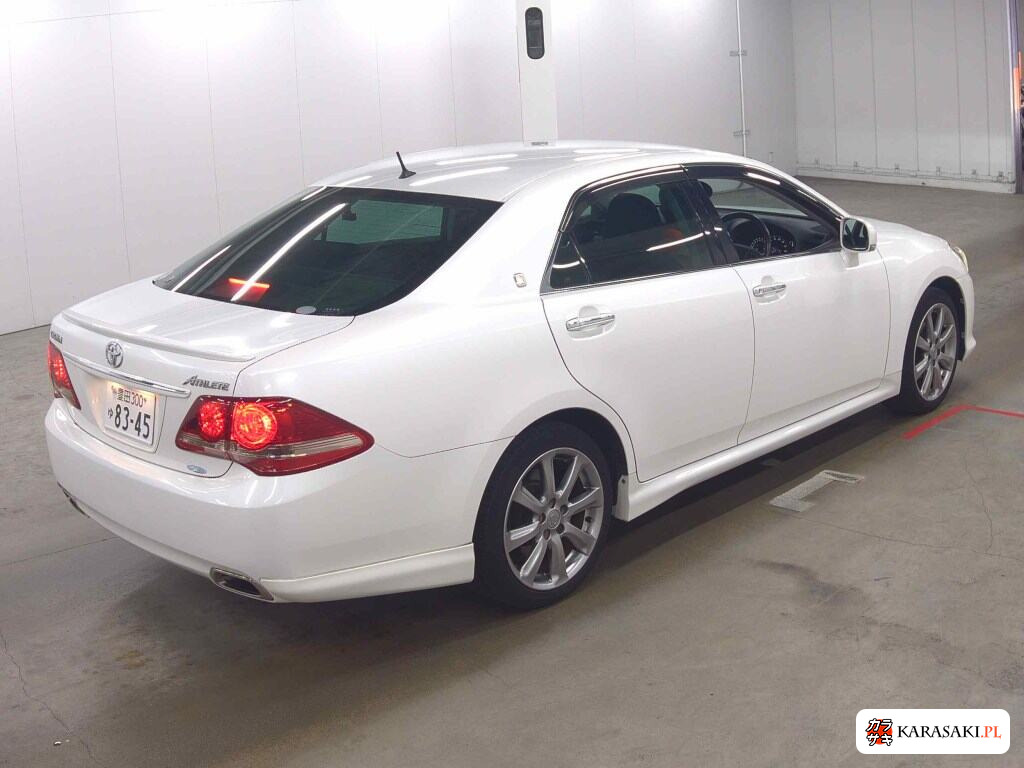 Toyota Crown 2009 z aukcji japońskiej