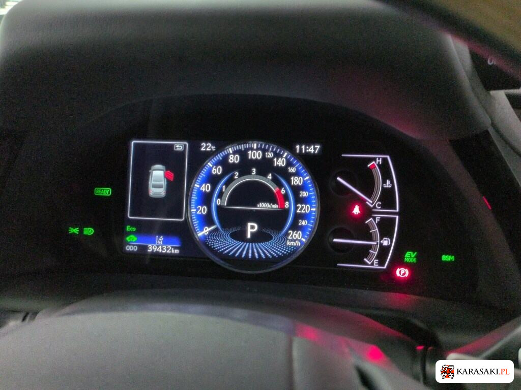 Lexus Es 2023 z aukcji japońskiej