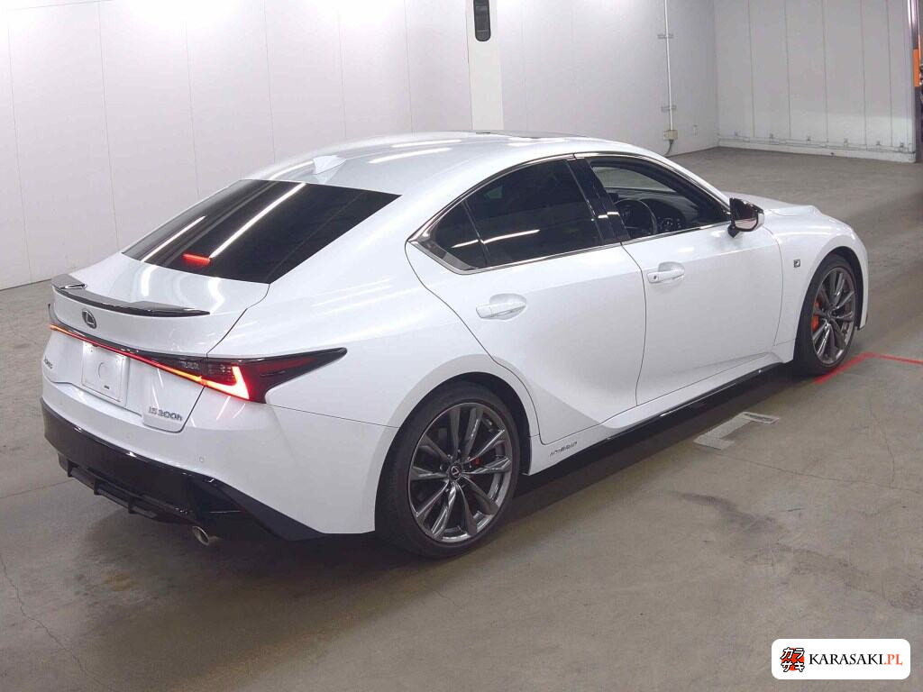 Lexus Is 2021 z aukcji japońskiej