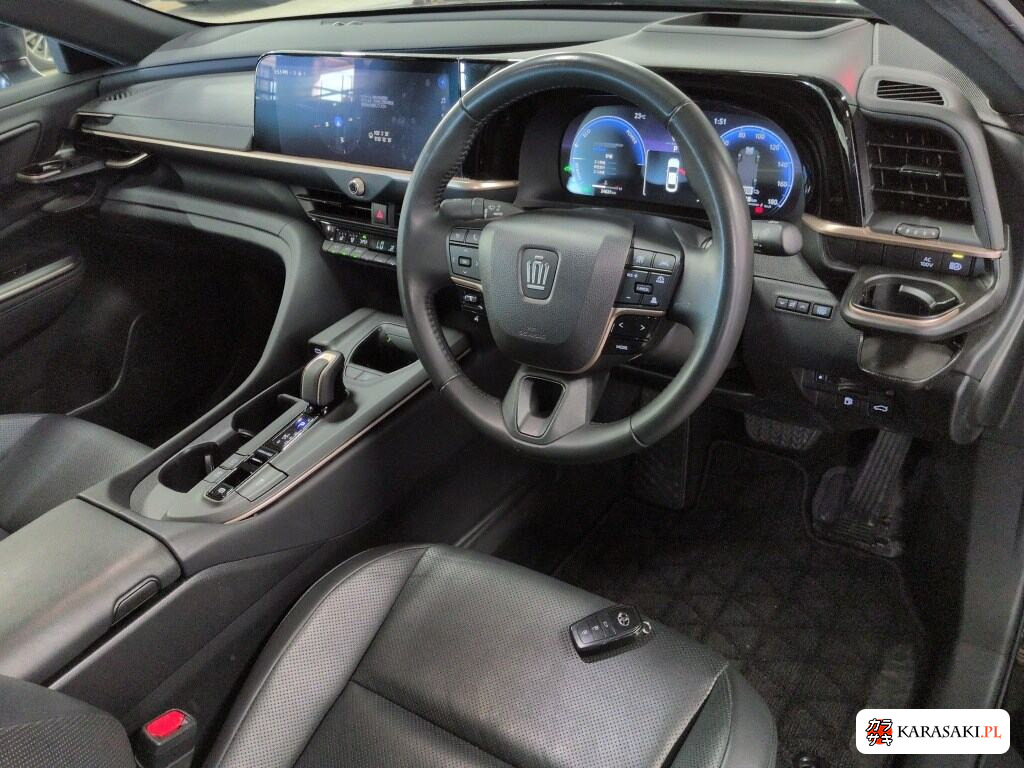 Toyota Crown Crossover 2024 z aukcji japońskiej